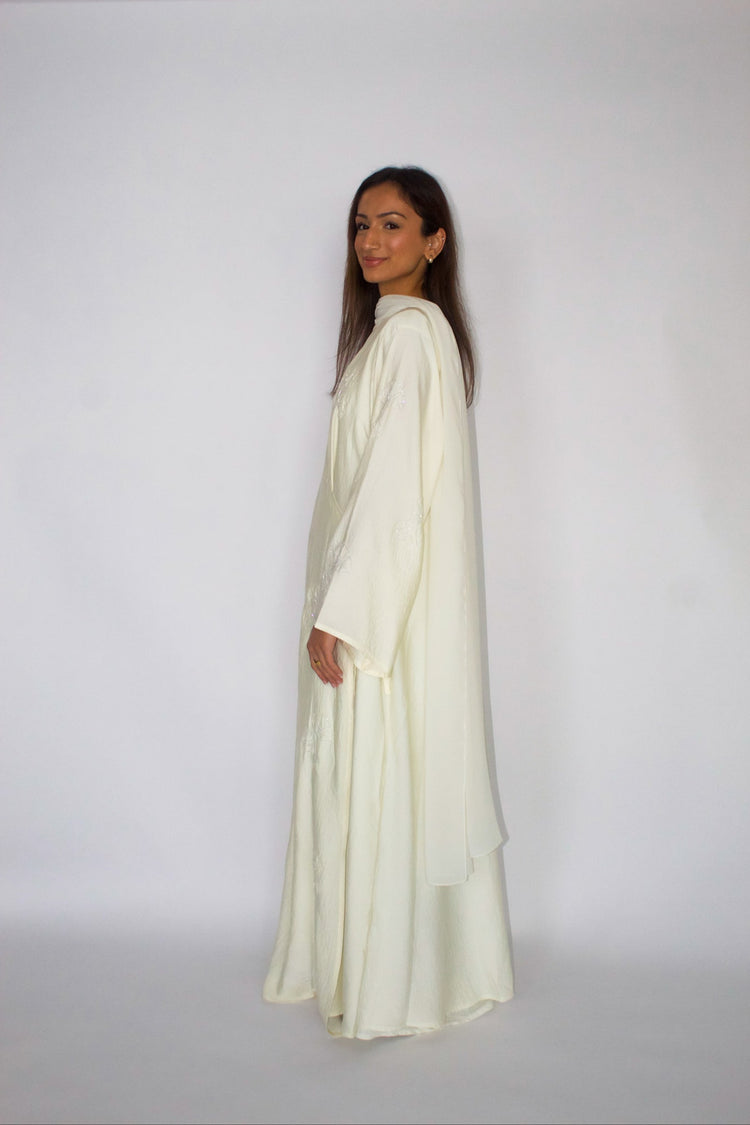 Iris Wrap Abaya