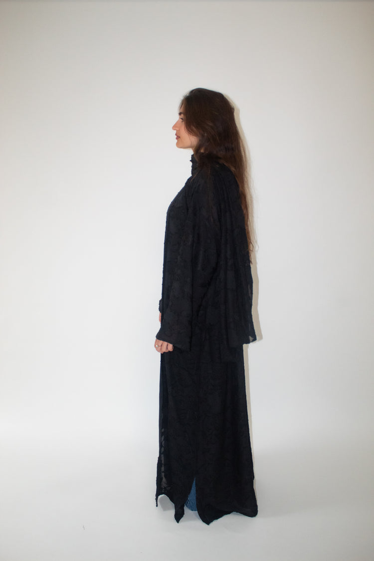Rose Noir Abaya