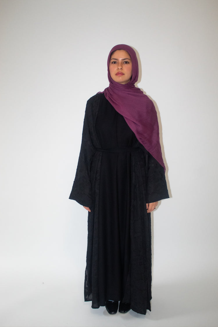 Rose Noir Abaya