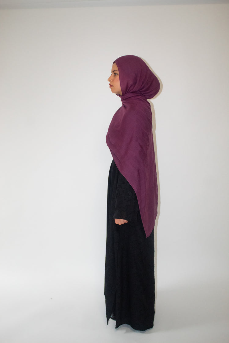 Rose Noir Abaya
